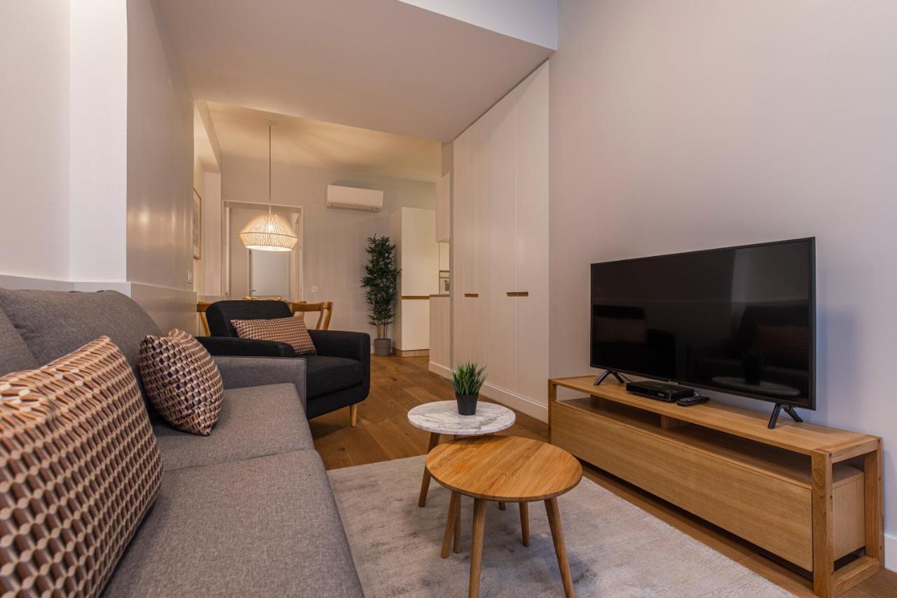 Upscale & Modern 2Bdr Apartment ลิสบอน ภายนอก รูปภาพ