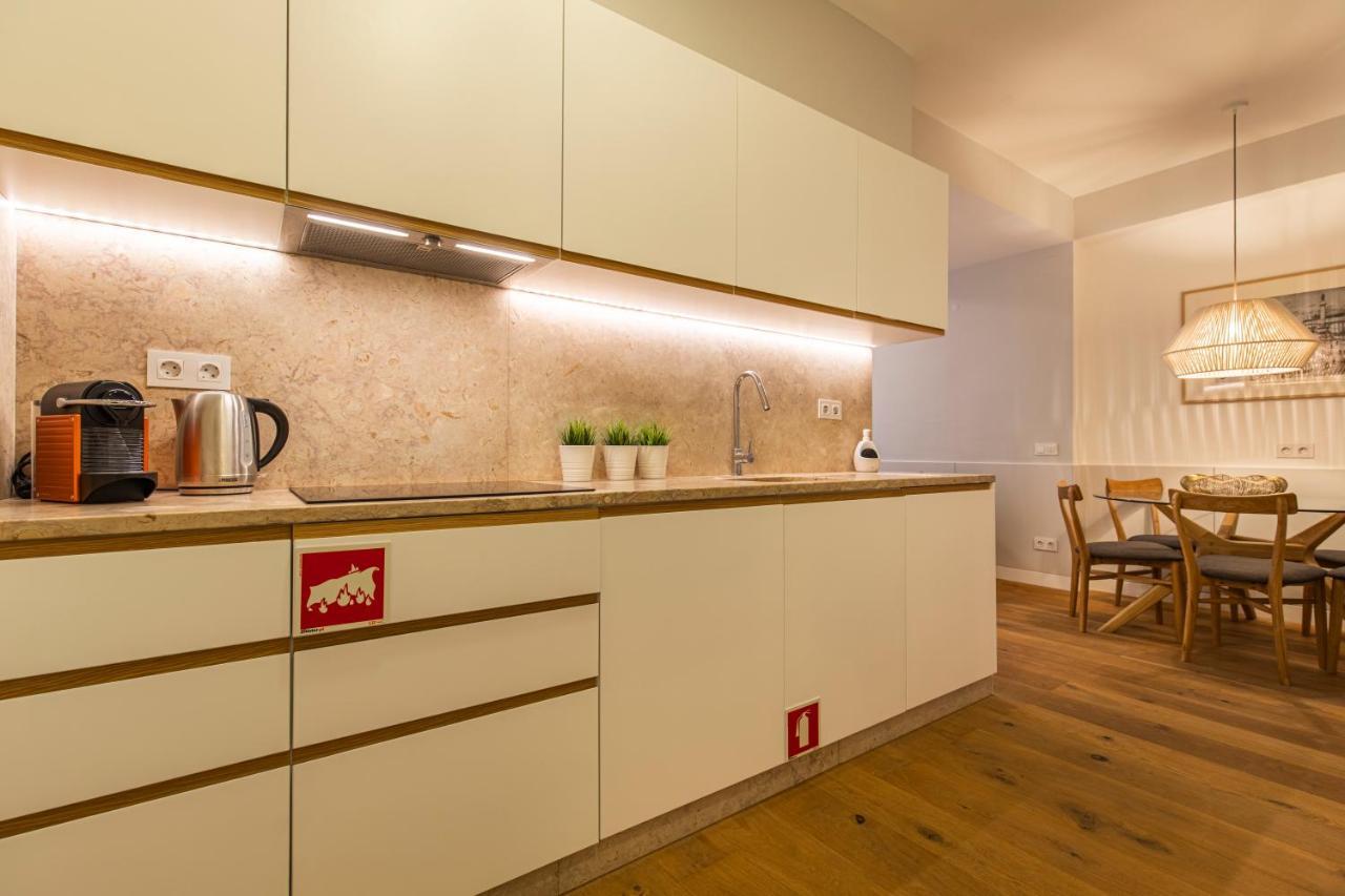 Upscale & Modern 2Bdr Apartment ลิสบอน ภายนอก รูปภาพ