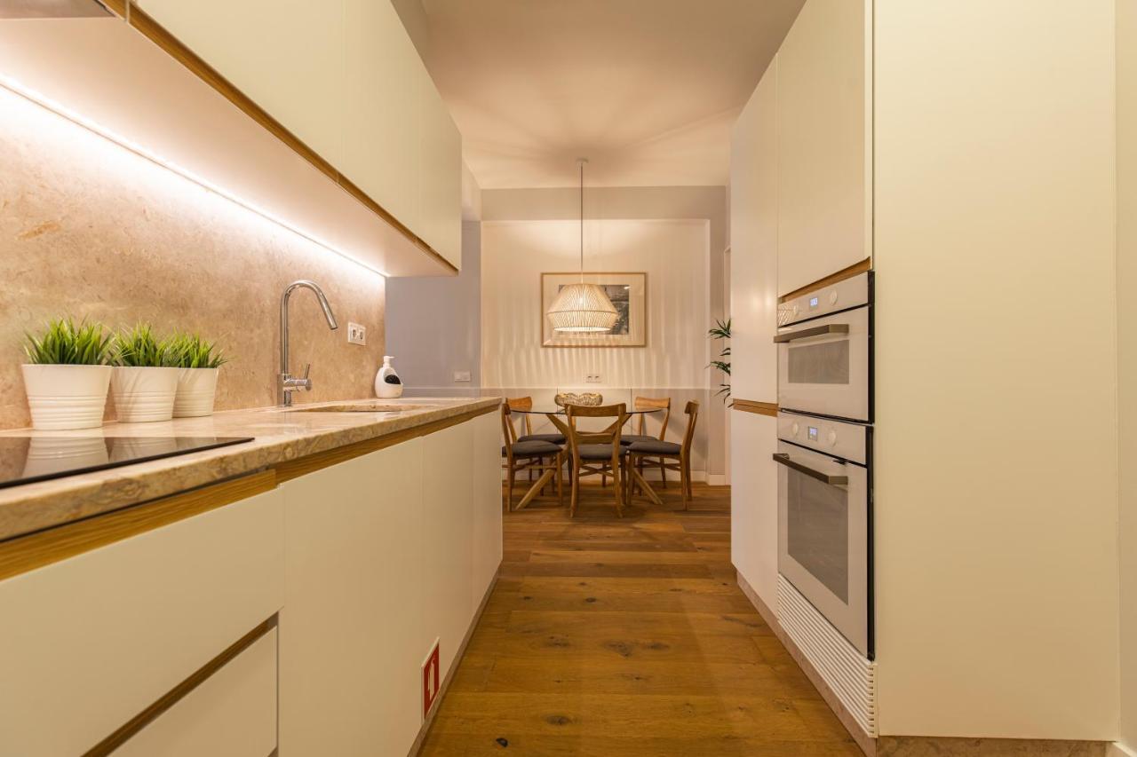 Upscale & Modern 2Bdr Apartment ลิสบอน ภายนอก รูปภาพ