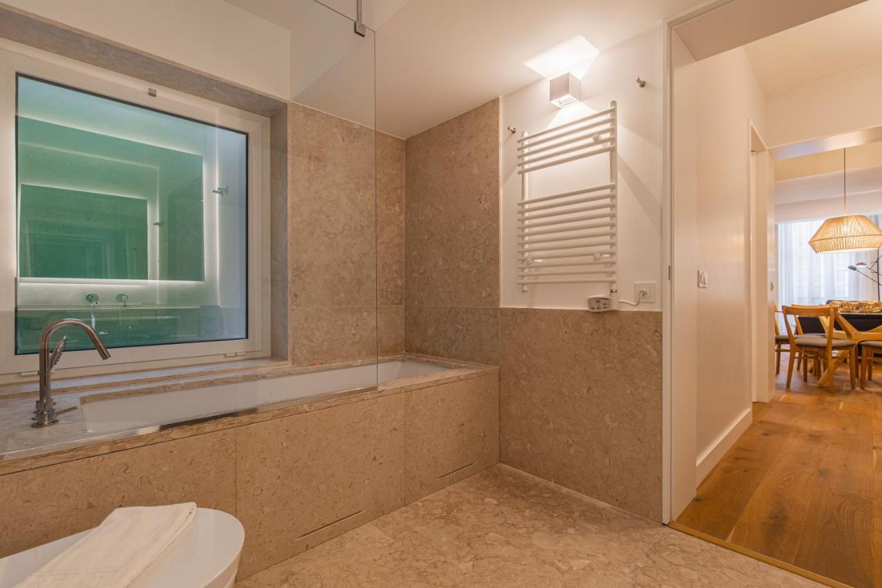 Upscale & Modern 2Bdr Apartment ลิสบอน ภายนอก รูปภาพ